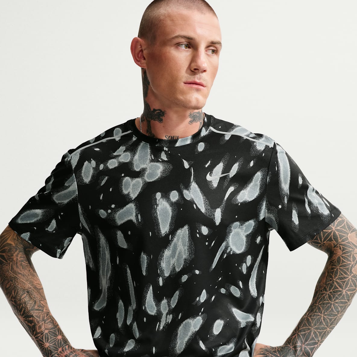 Nike Miler Pánské běžecké tričko Dri-FIT s UV ochranou a krátkým rukávem