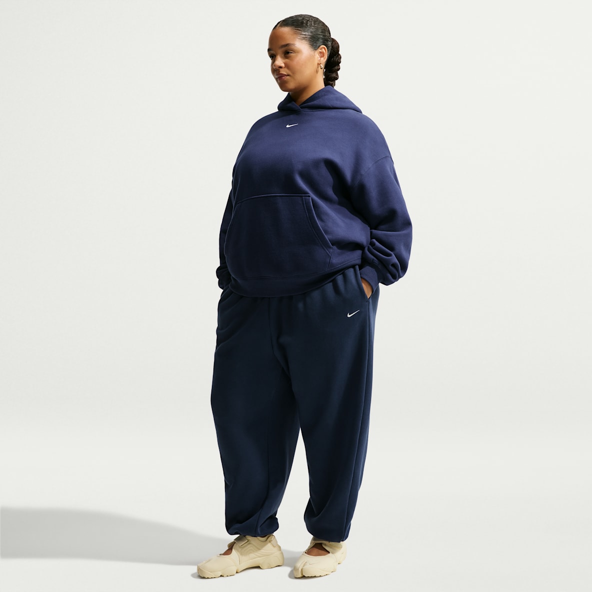 Nike Studio Fleece Medium Weight Women's Oversized High-Rise Cuffed Pants
