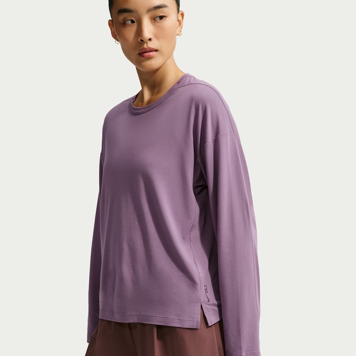 Nike 24.7 ImpossiblySoft Light Women's Dri-FIT Long-Sleeve Top