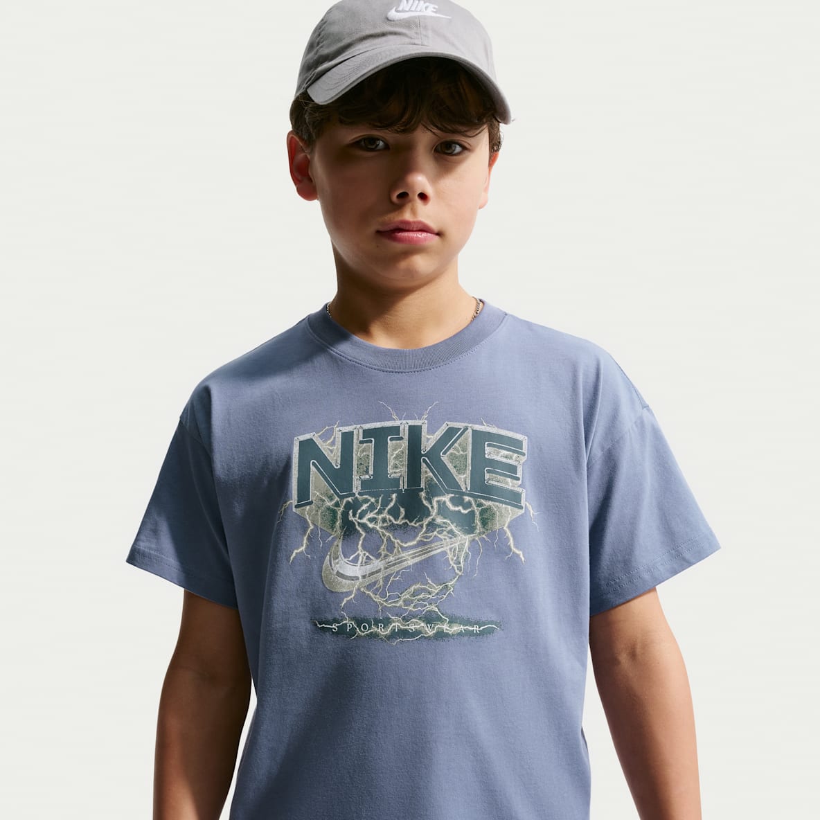 Nike Sportswear Playera para niños talla grande
