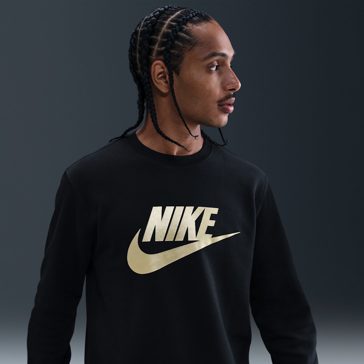 Nike Sportswear Club Men's Graphic Fleece Crew-Neck Sweatshirt