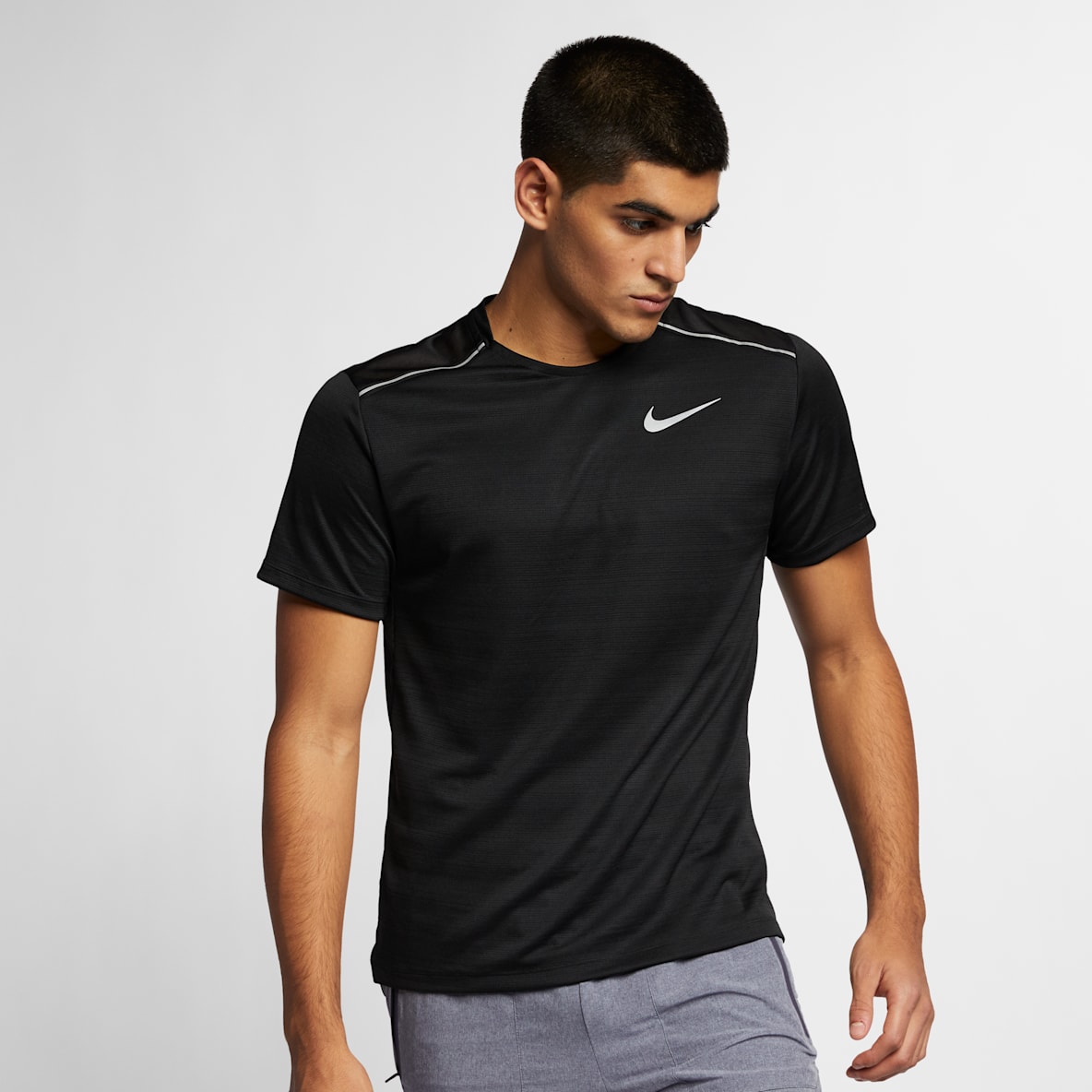 Nike Dri-FIT Miler Men's Short-Sleeve Running Top