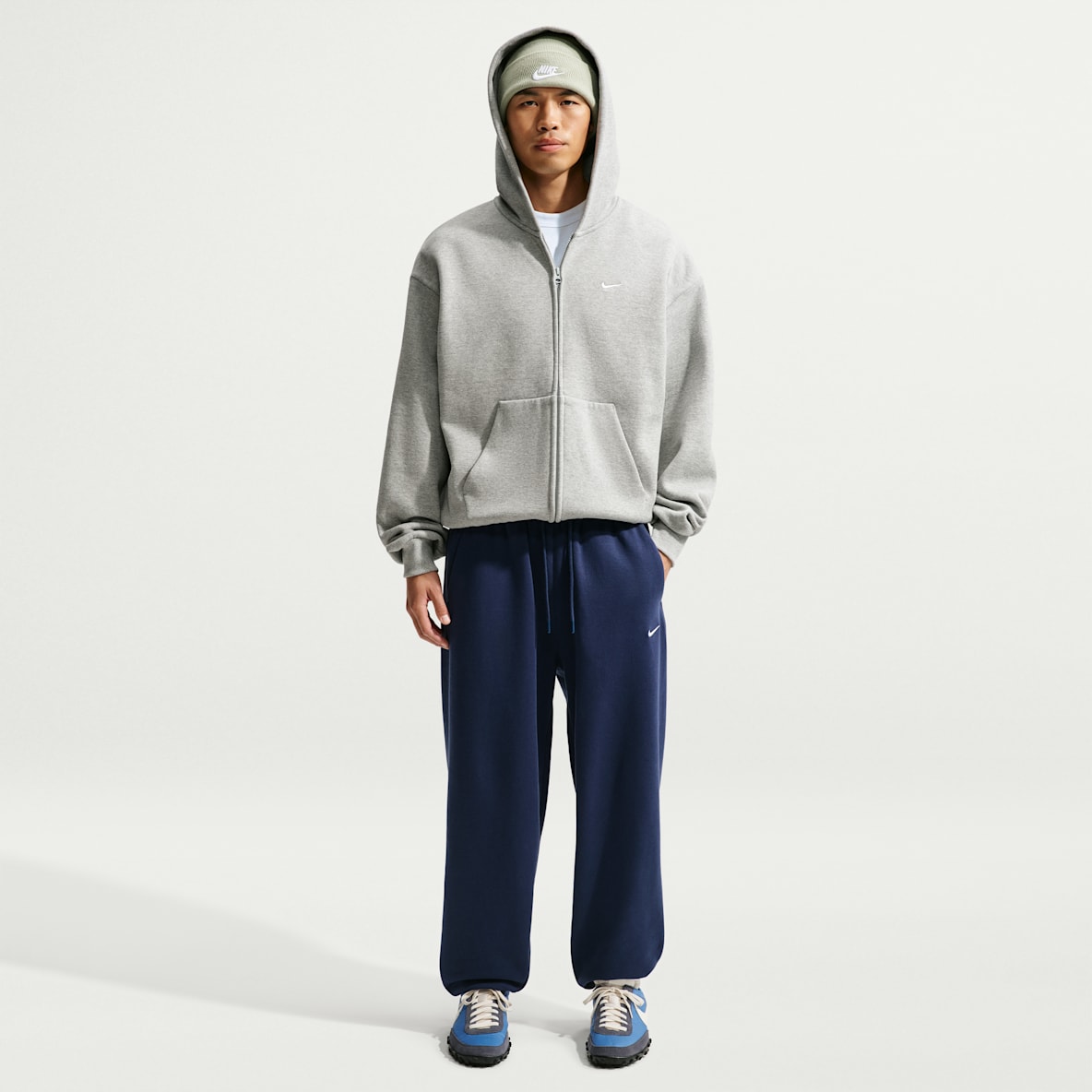 Nike Solo Fleece Men's Cuffed Trousers