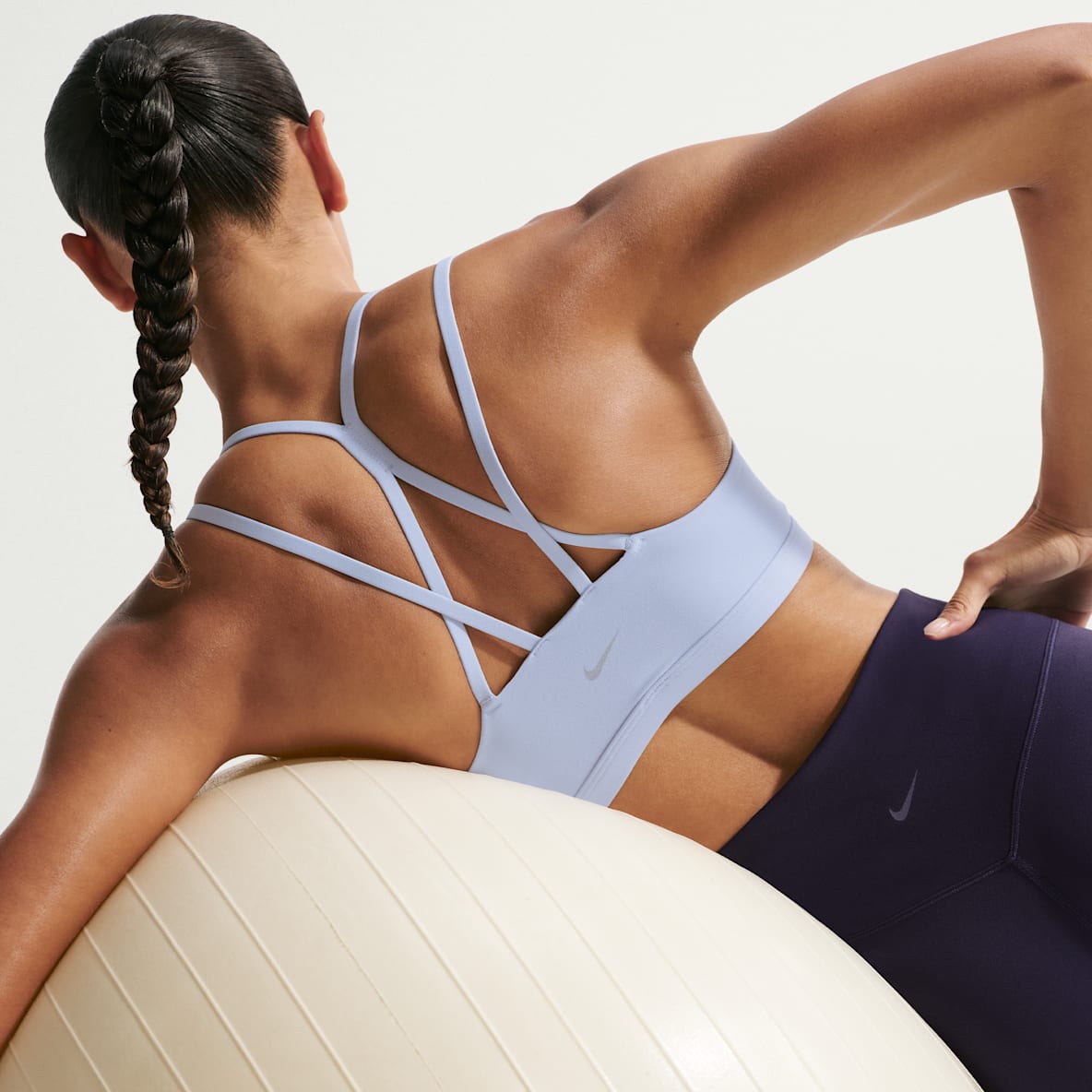 Nike Zenvy Strappy Bra deportivo de baja sujeción con almohadillas para mujer