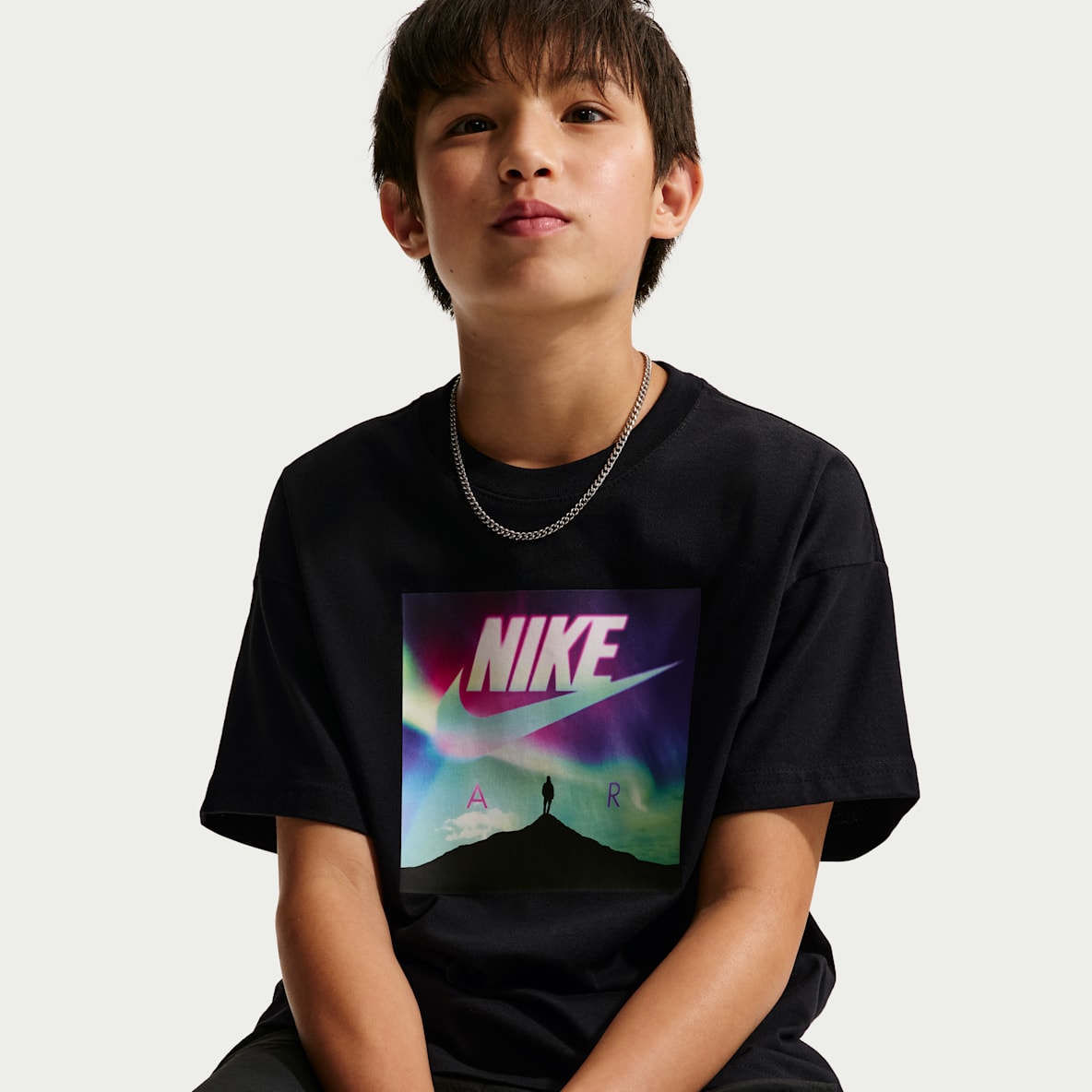 Nike Sportswear Older Kids' T-Shirt
