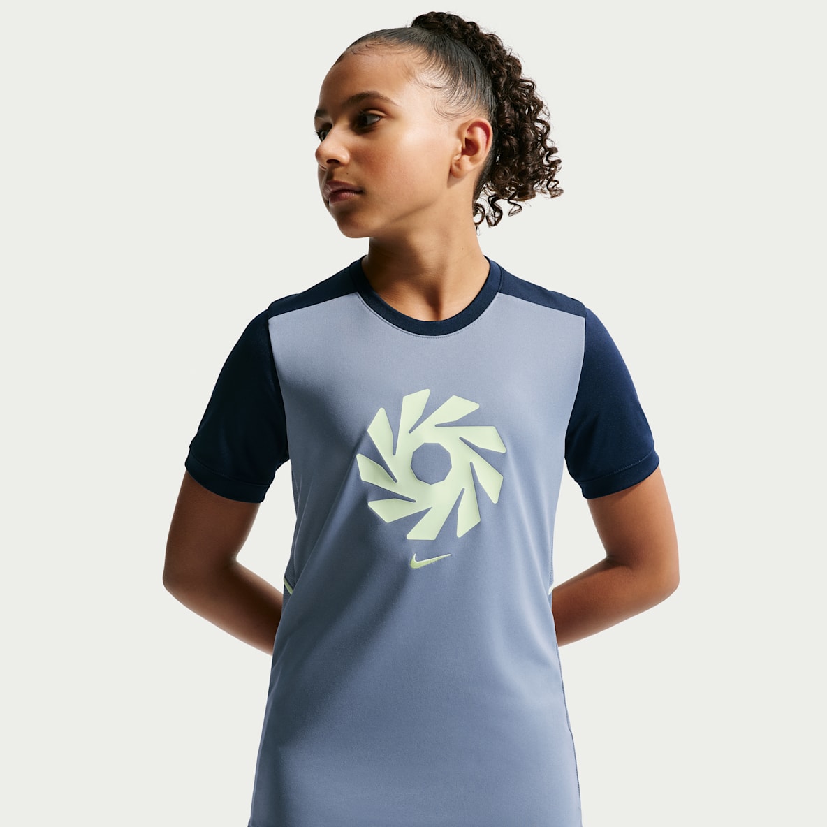 Erling Haaland Academy Playera de futbol de manga corta Nike Dri-FIT para niños talla grande