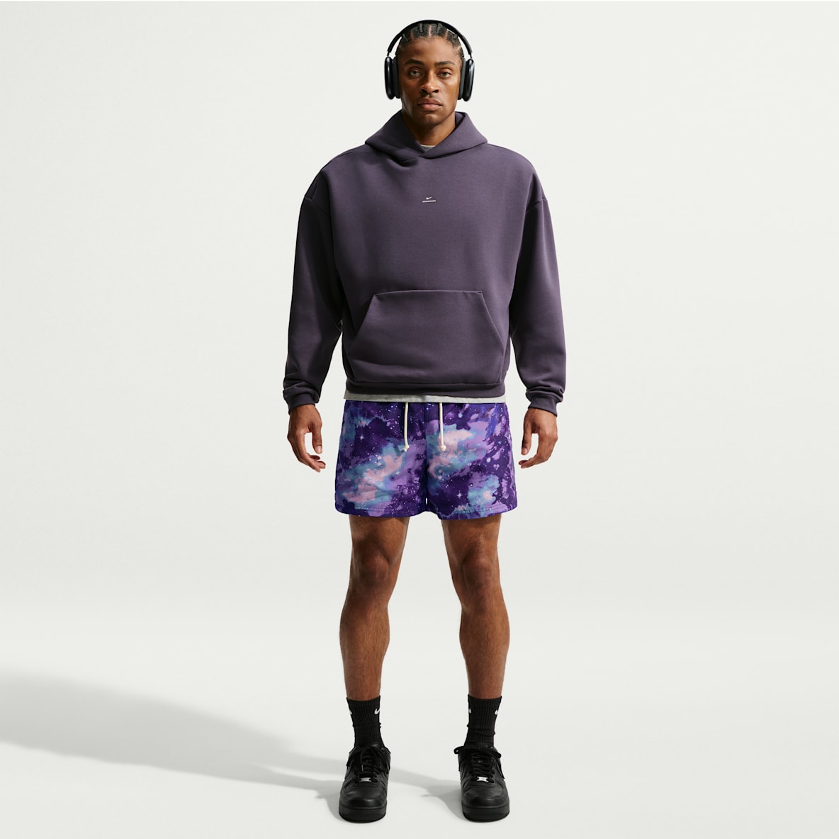 Nike Standard Issue Men's 5" Woven Basketball Shorts
