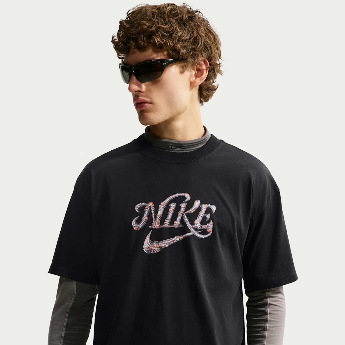 Nike Sportswear Long-Sleeve T-Shirt