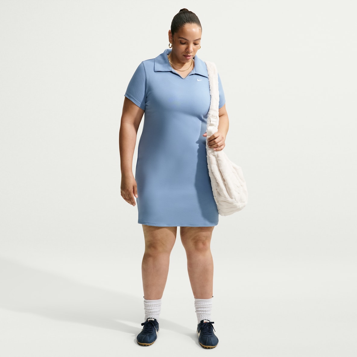 Nike Sportswear Chill Knit Vestido tipo polo slim para mujer (talla grande)