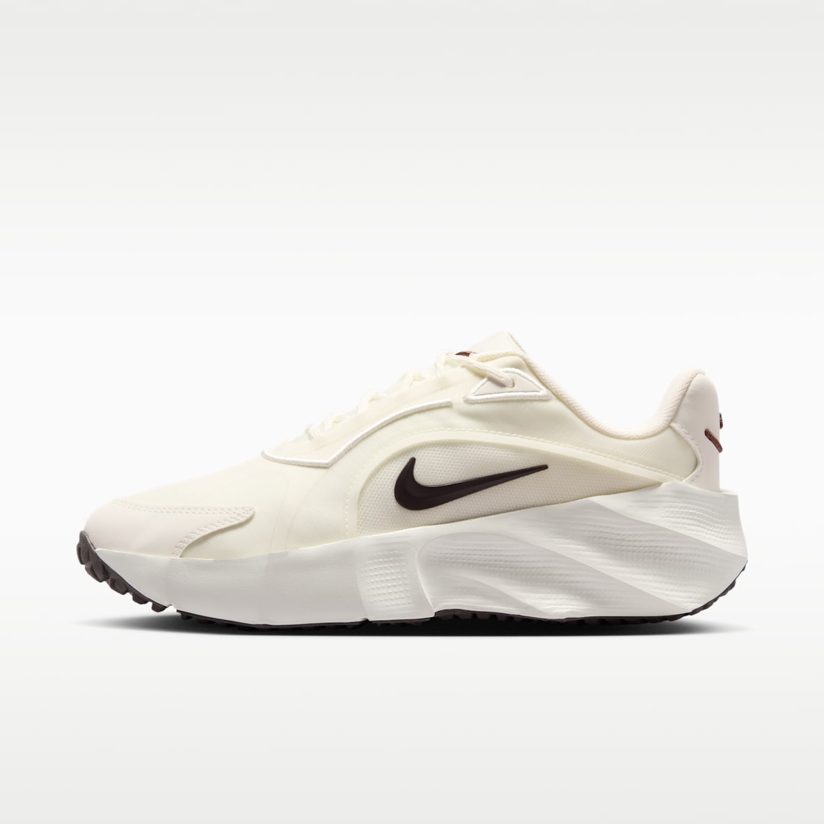 Nike Aura Edge Women's Shoes