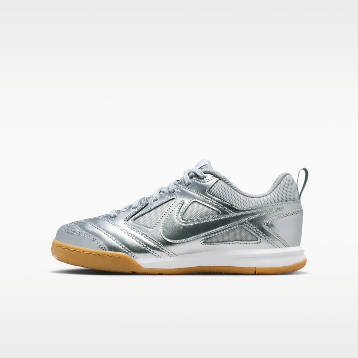 Nike Gato LV8 Older Kids' Shoes