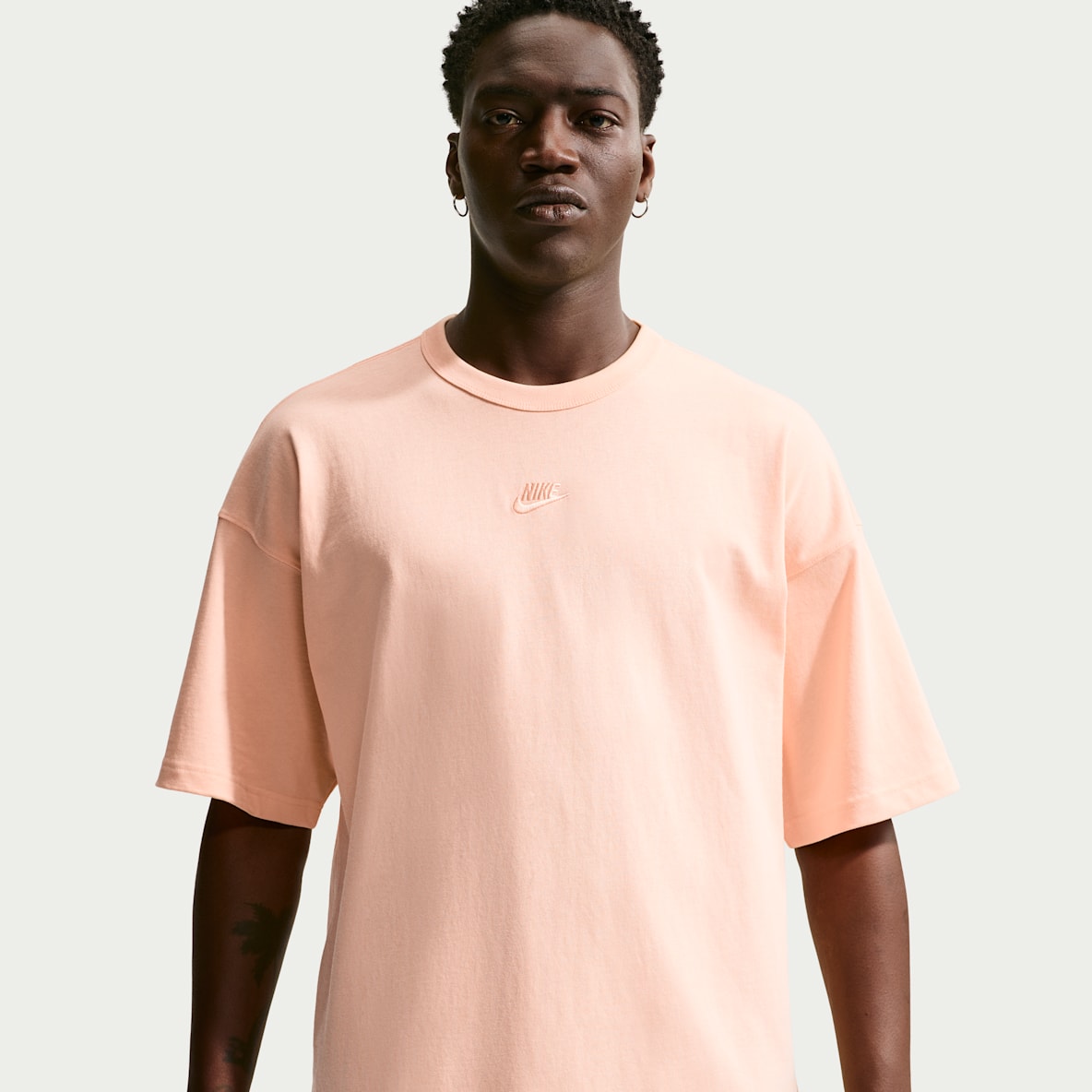 Nike Sportswear Premium Essentials Men's Oversized T-Shirt