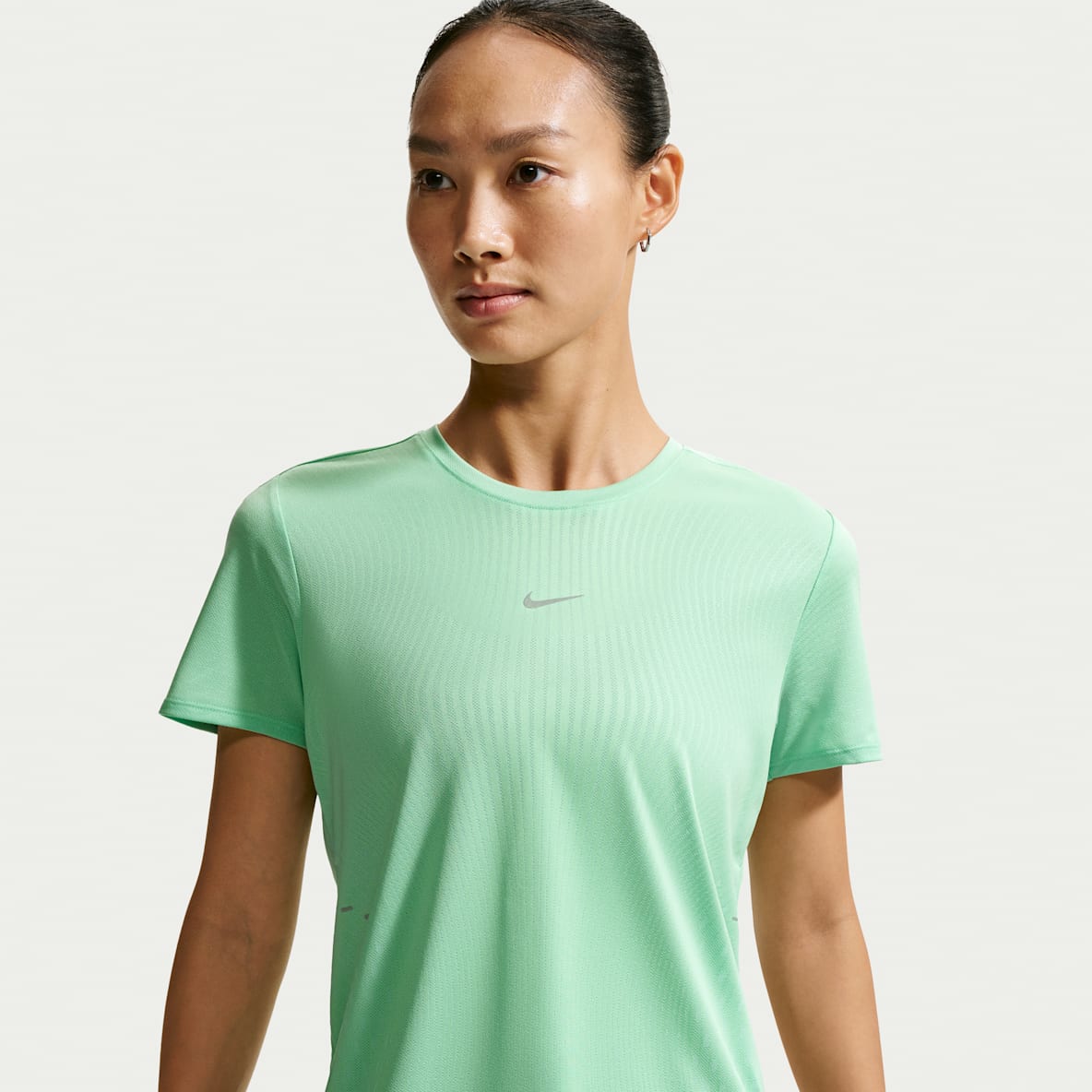Nike Swift Women's Aero-FIT Short-Sleeve Running Top