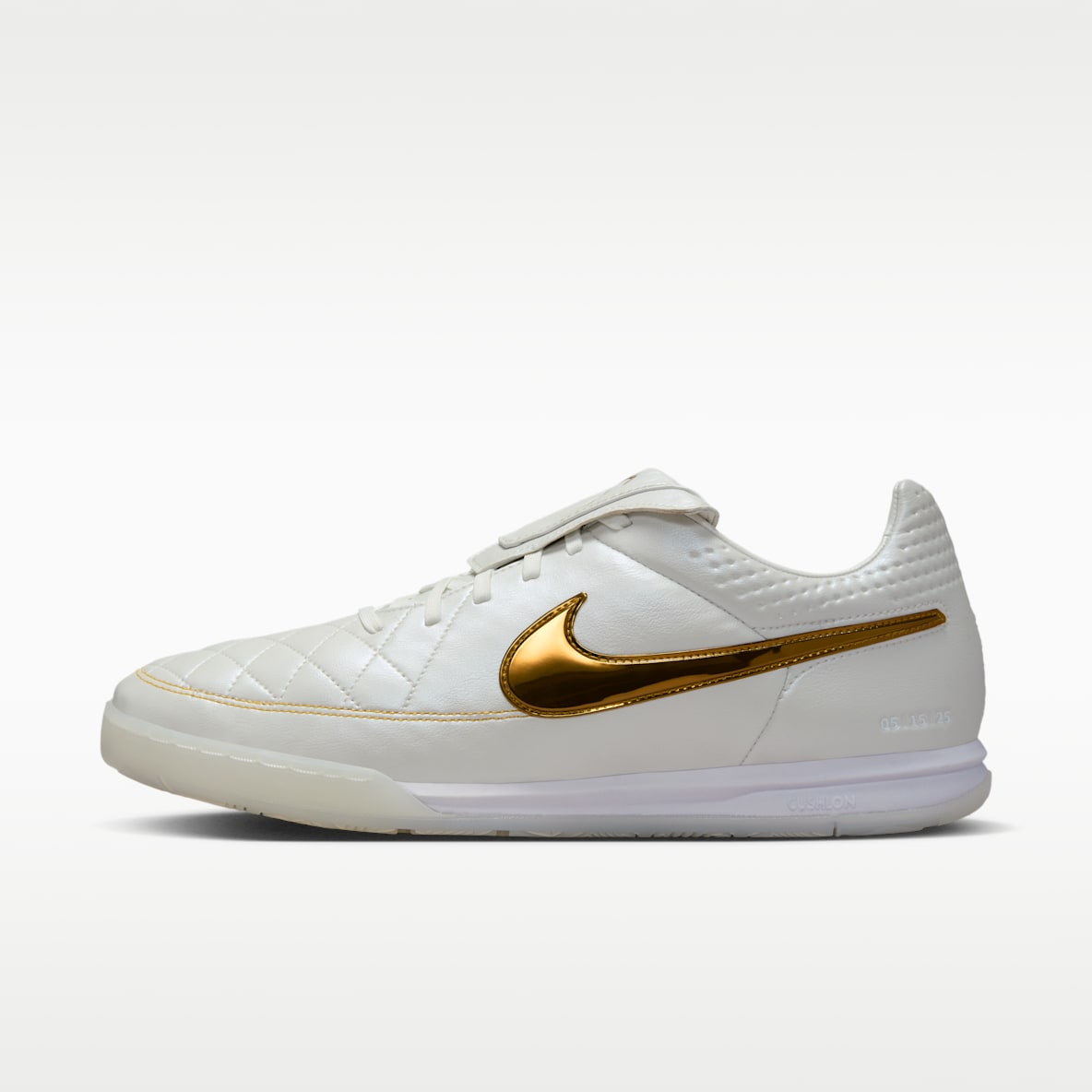 Nike Tiempo Legend SE Indoor Court Low-Top Football Shoes