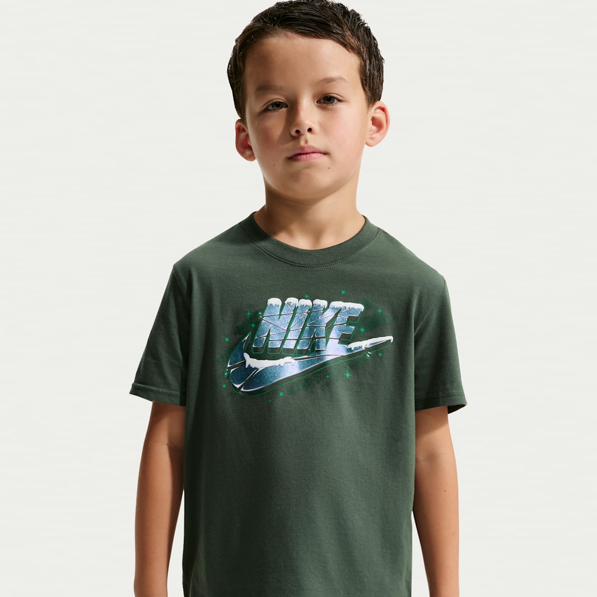 Nike Playera Icy Futura para niños talla pequeña