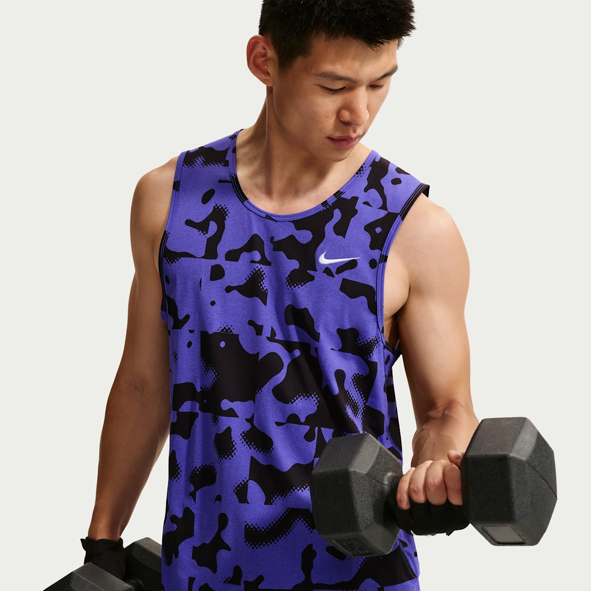 Nike Hyverse Men's Dri-FIT Training Tank Top