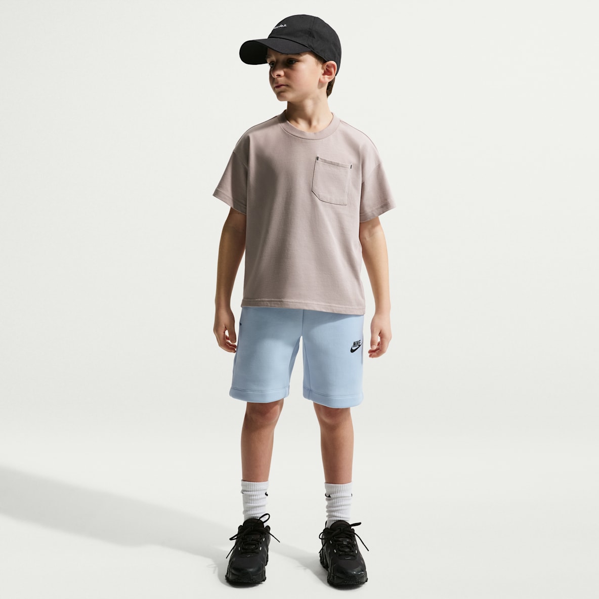 Nike Sportswear Tech Fleece Shorts para niños talla grande