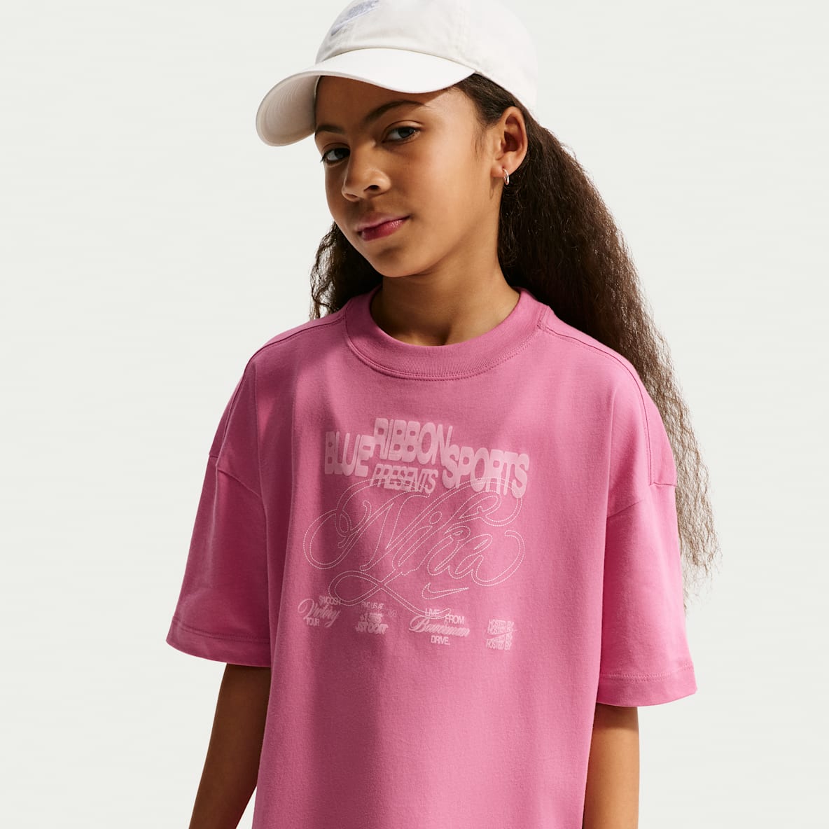 Nike Sportswear Older Kids' Oversized T-Shirt
