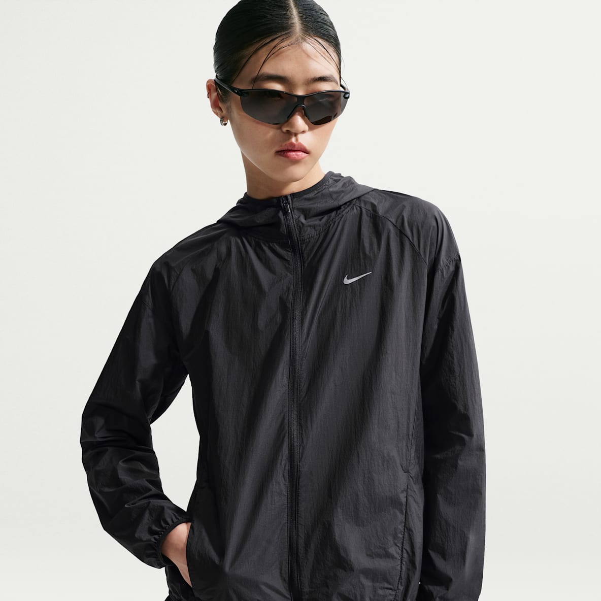 나이키 템포 여성 UV 차단 경량 러닝 재킷