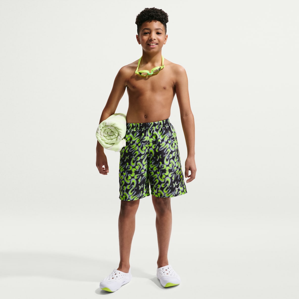 Nike Swim Breaker Shorts de playa o alberca con forro de ropa interior de 18 cm para niño talla grande