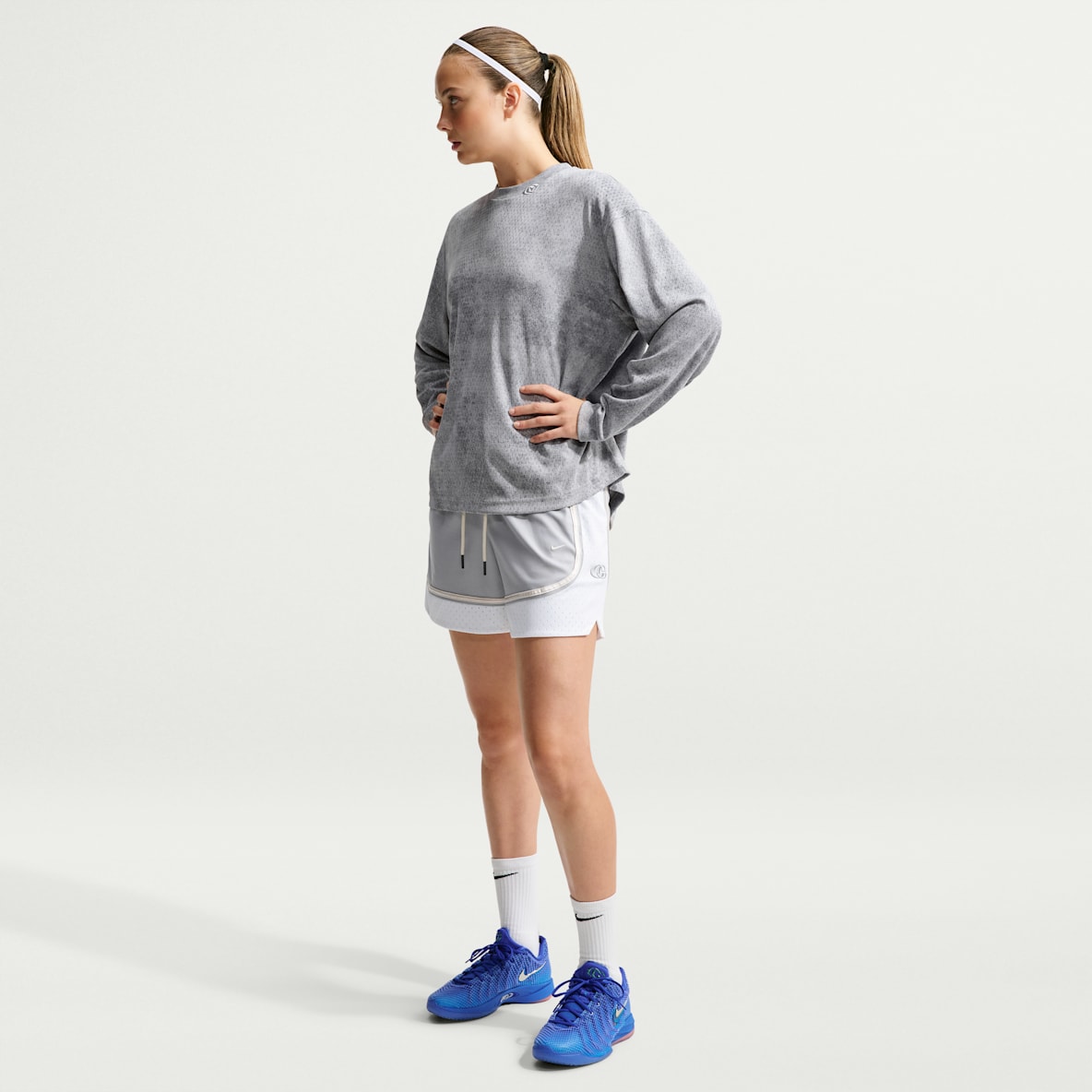 Caitlin Standard Issue Shorts de básquetbol Game Curve Dri-FIT de 15 cm para mujer