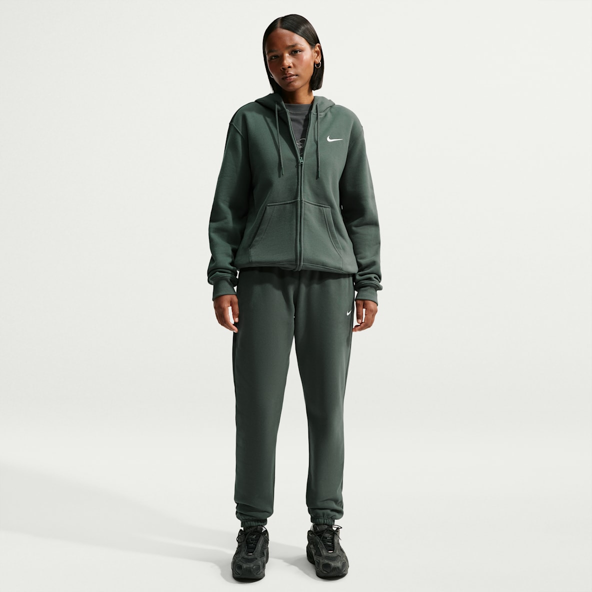 Nike Studio Fleece Medium Weight Pantalón de talle medio con puños - Mujer