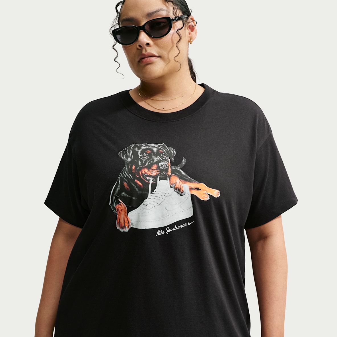 Nike Sportswear Classic Women's Oversized T-Shirt (Plus Size)