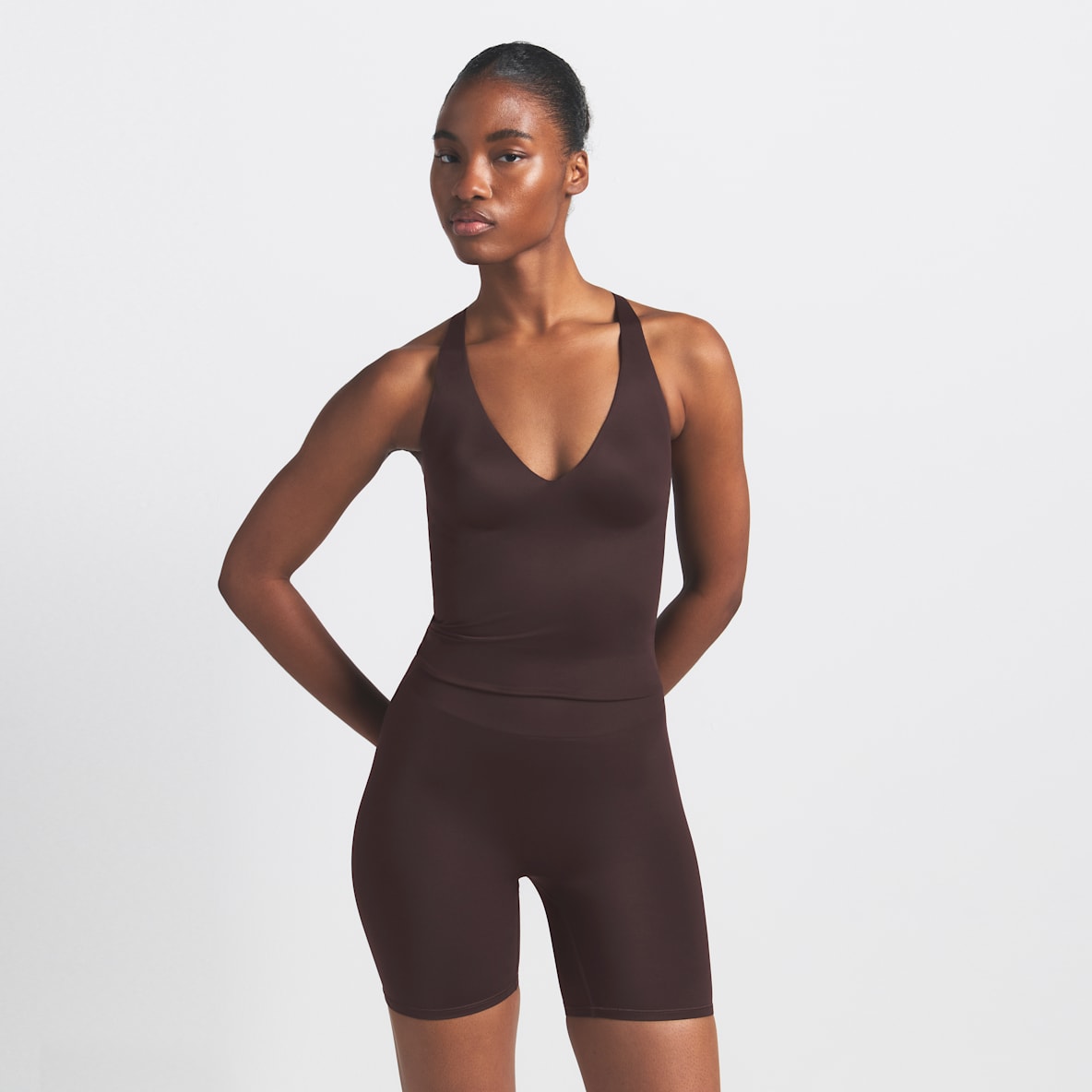 NikeSKIMS Shine Dámské tílko s výstřihem do V