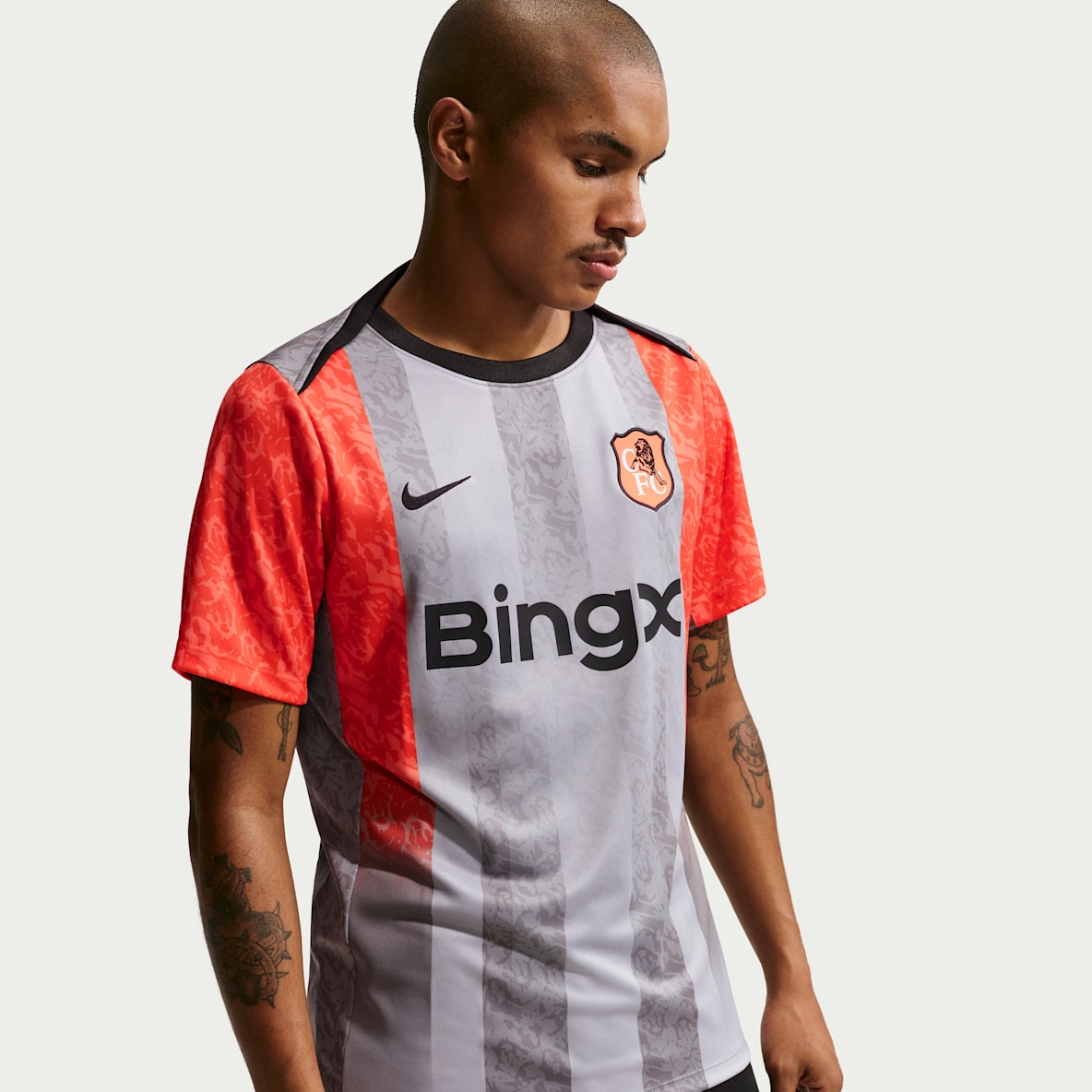 FC Chelsea Academy Pro SE Nike Dri-FIT kurzärmeliges Pre-Match-Fußballoberteil (Herren)