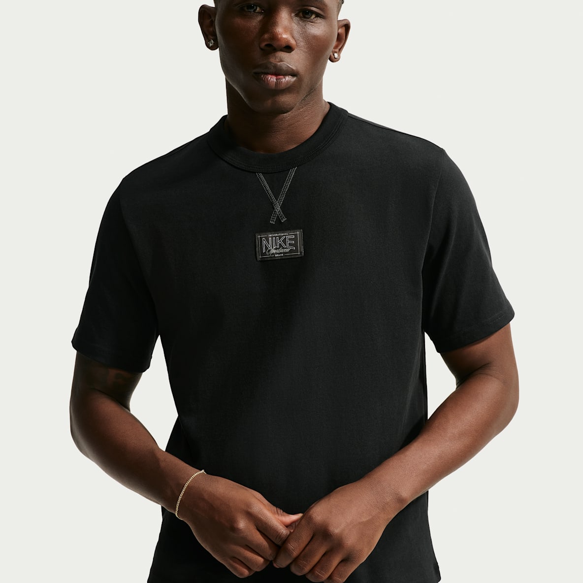 Nike Sportswear Premium Essentials T-Shirt