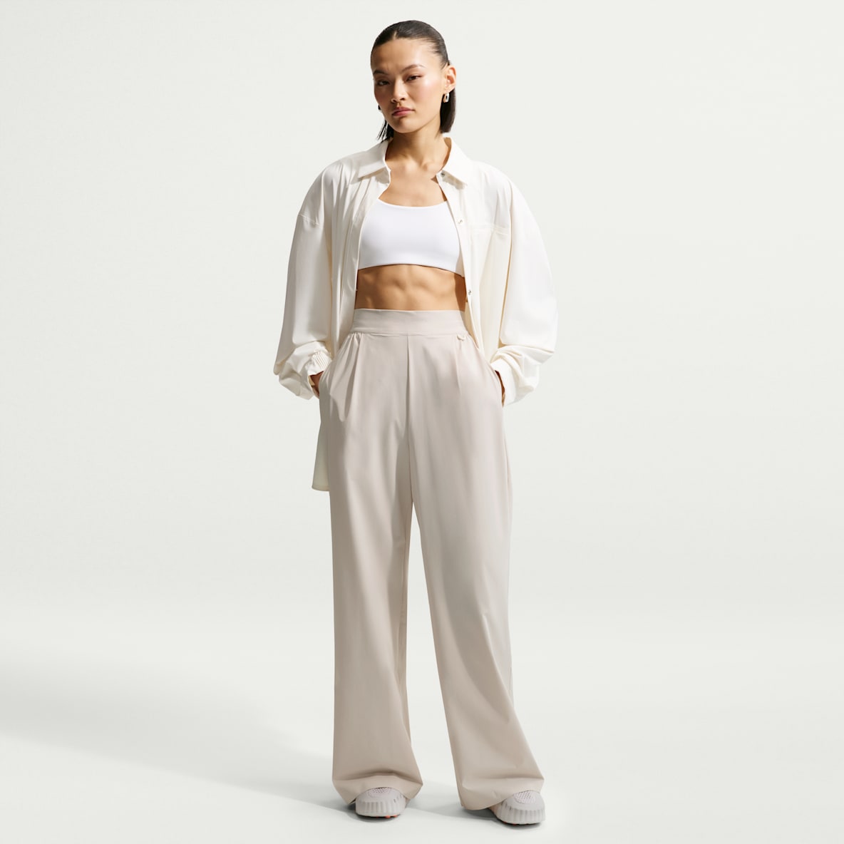 Nike 24.7 PerfectStretch Women's Dri-FIT High-Waisted Loose Wide-Leg Pants