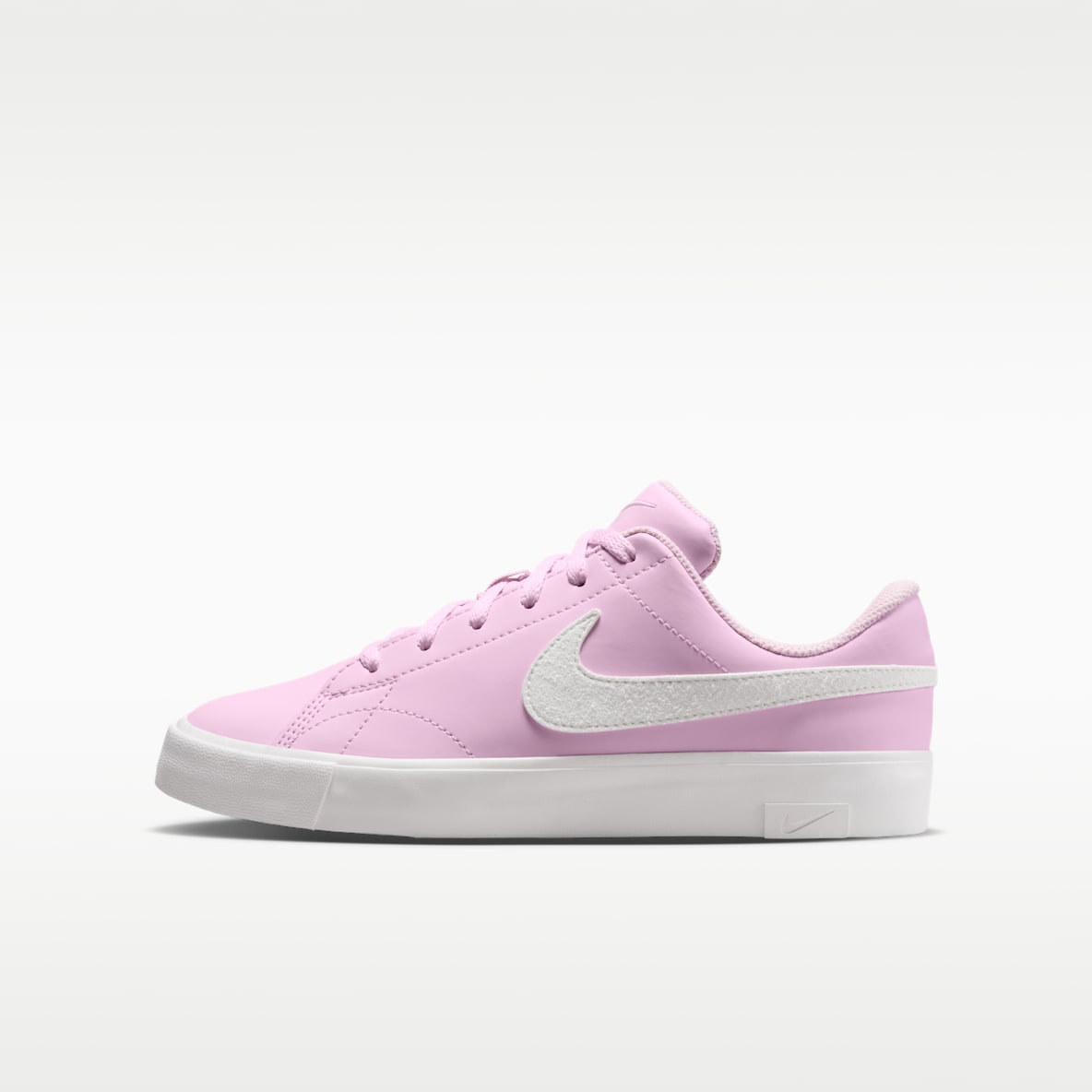 Nike Tennis Essential Older Kids' Shoes