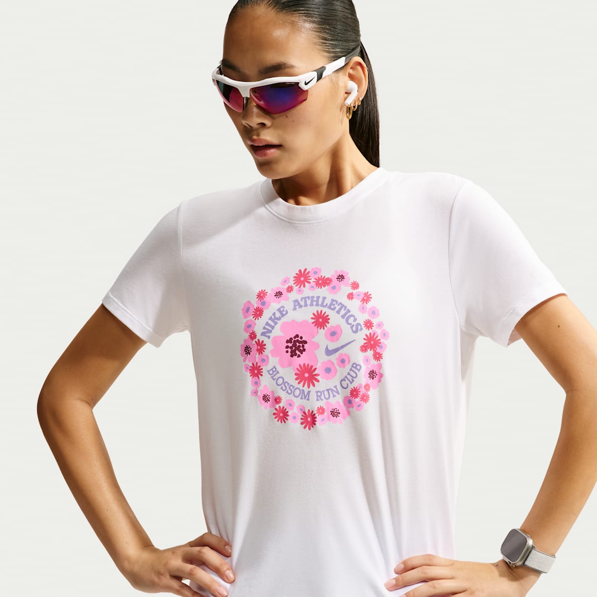 Nike Playera de correr Dri-FIT para mujer