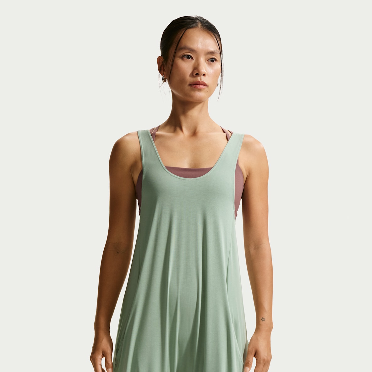 ナイキ ゼンビー ウィメンズ ジャンプスーツ