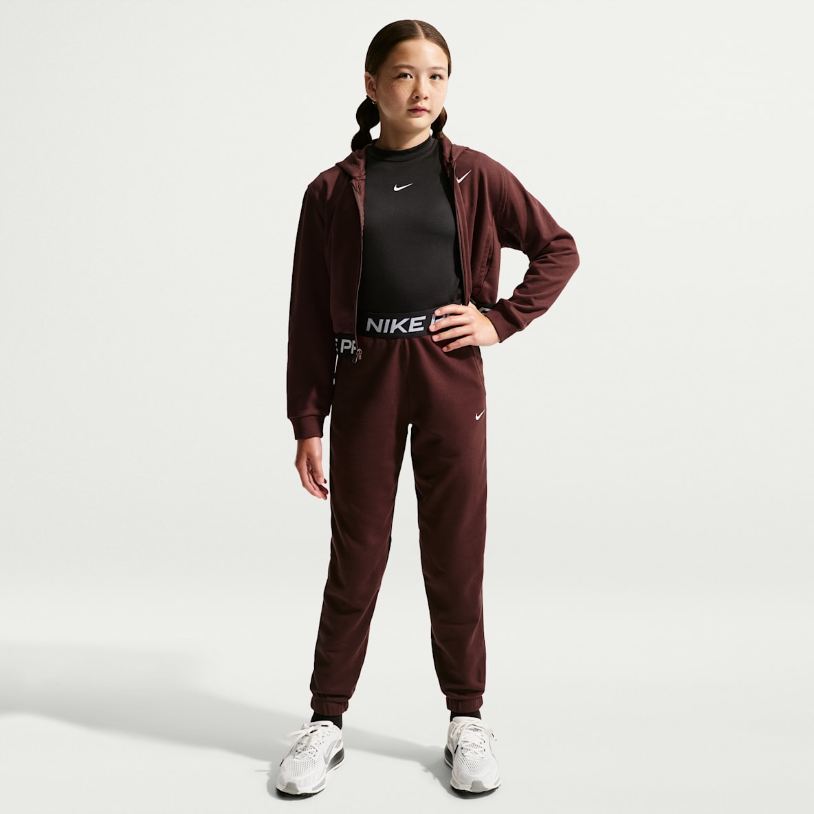 Nike Pro Fleece Older Kids' (Girls') Dri-FIT Joggers