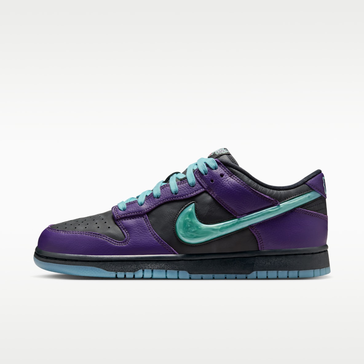 Nike Dunk Low Retro Limited 鞋款