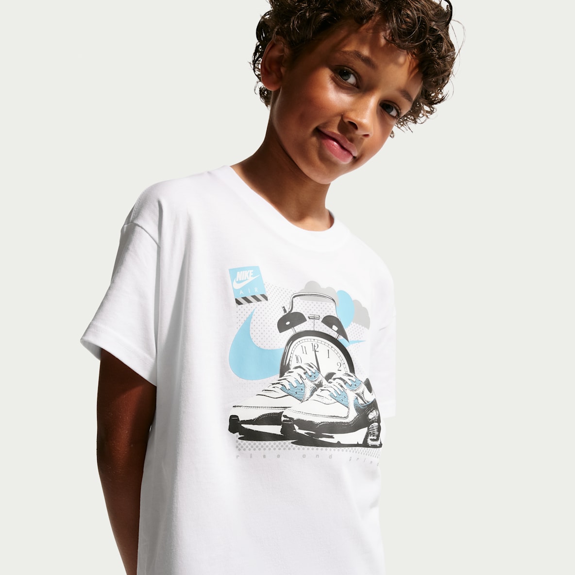 Nike Sportswear Older Kids' T-Shirt