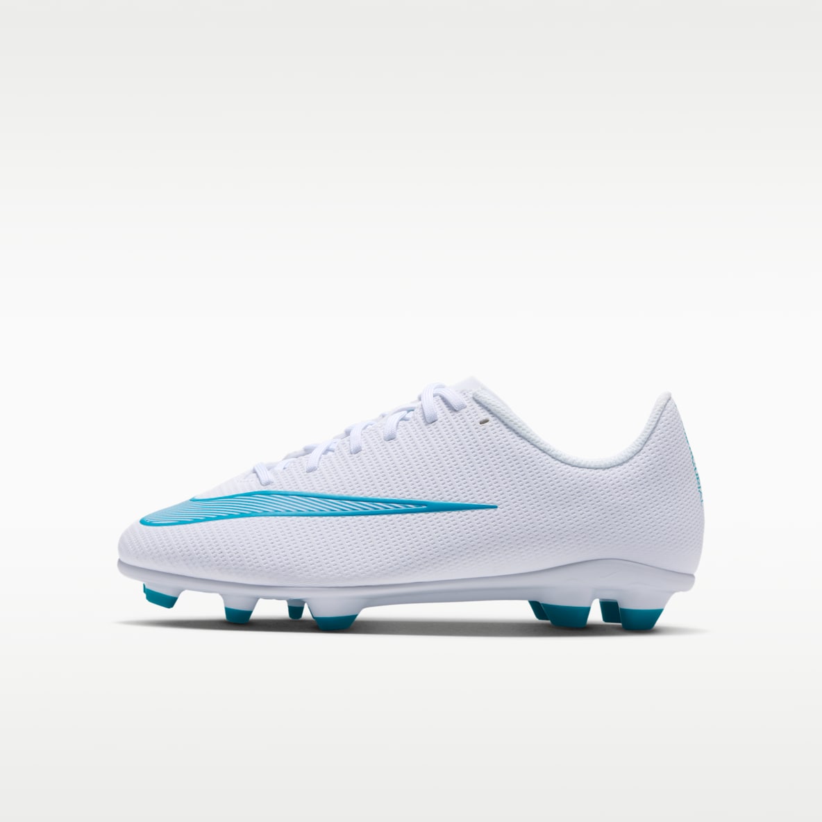 Nike Jr. Mercurial Vapor 17 Club Older Kids' Multi-Ground Low-Top Football Boot