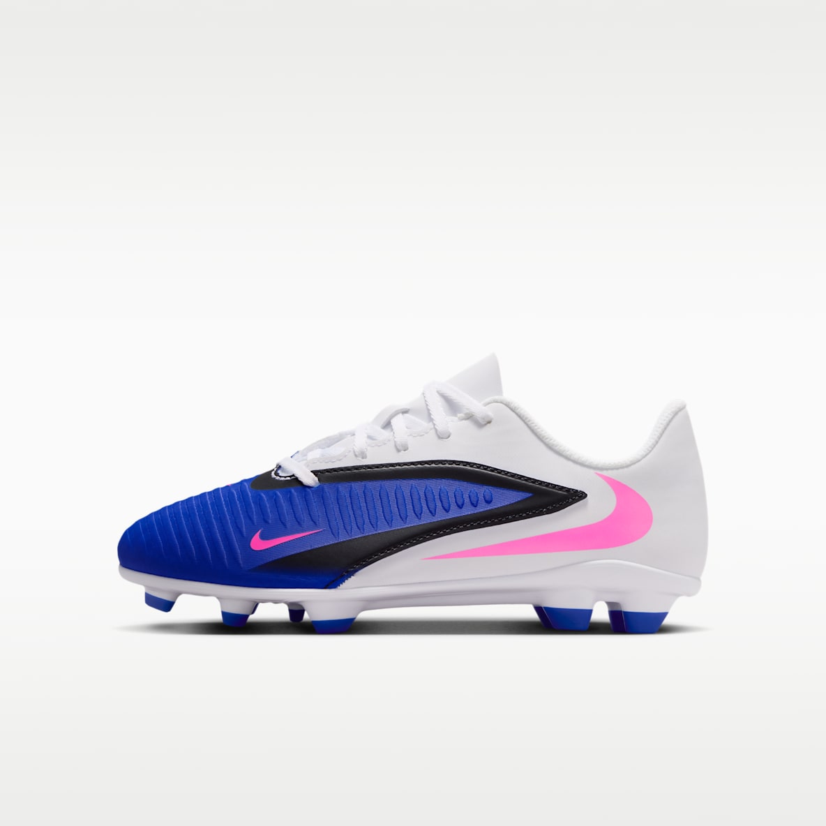 Nike Jr. Phantom 6 Low Club Older Kids' Multi-ground Football Boot