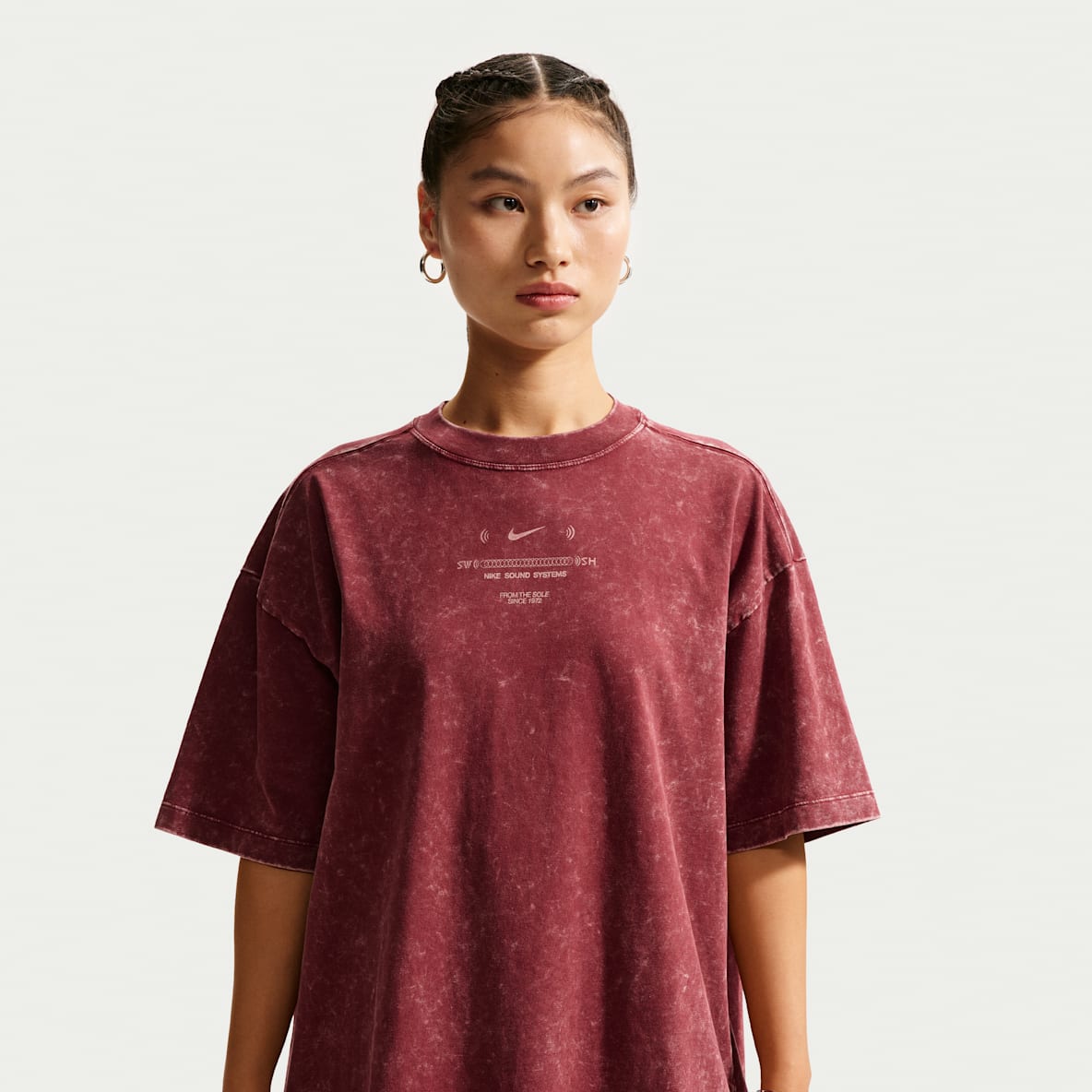 Nike Sportswear Classic Women's Oversized T-Shirt
