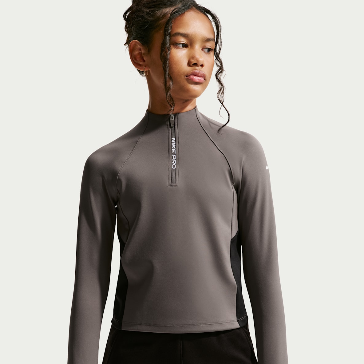 Nike Pro Maglia a manica lunga con zip a metà lunghezza Dri-FIT – Ragazza