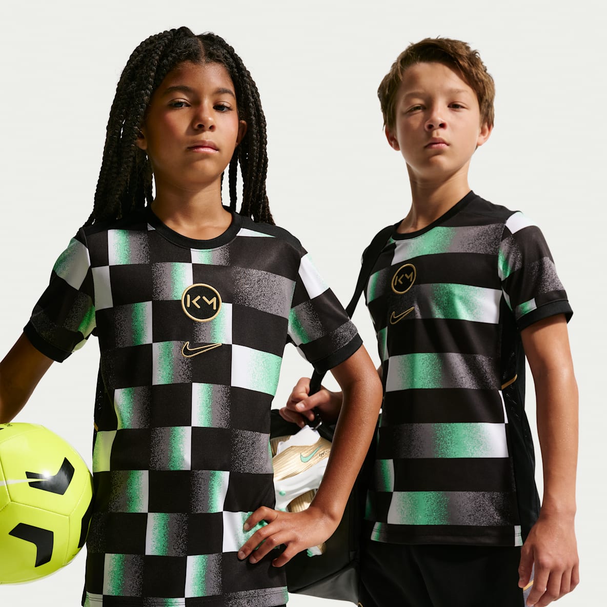 Kylian Mbappé Academy Haut de foot à manches courtes Dri-FIT pour ado