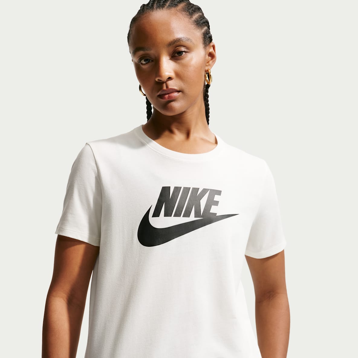 Nike Sportswear Essentials Women's Logo T-Shirt