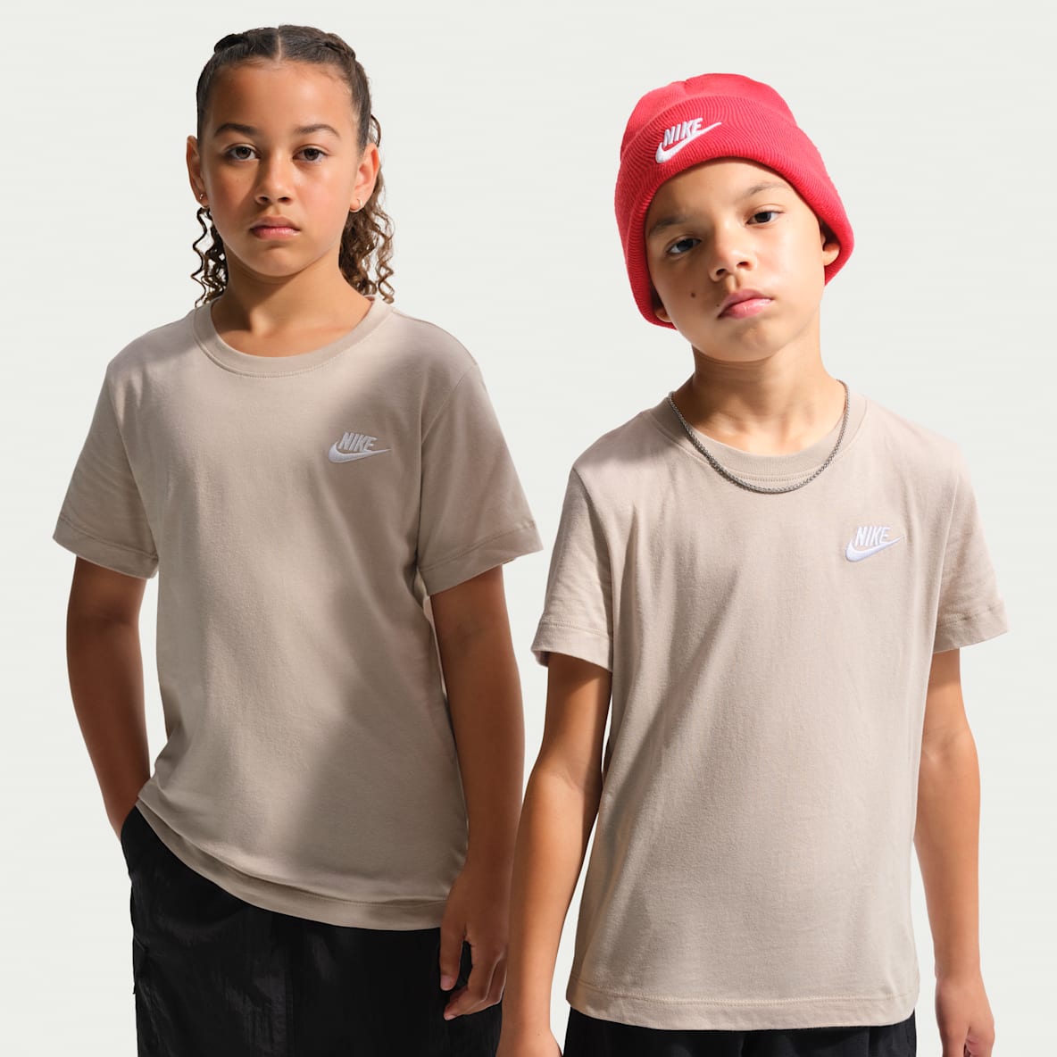 Nike Sportswear Older Kids' T-Shirt