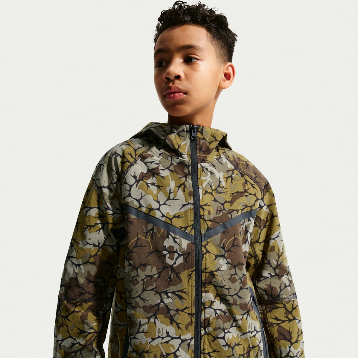 Nike Sportswear Tech Woven Older Kids' (Boys') Full-Zip Top
