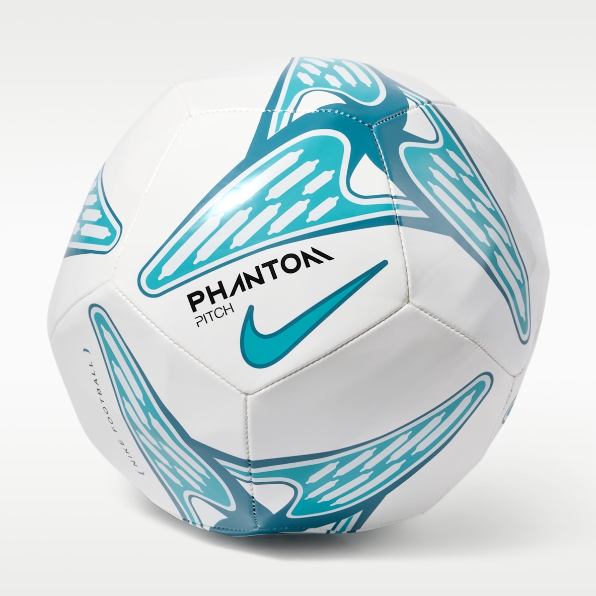 Nike Phantom Football