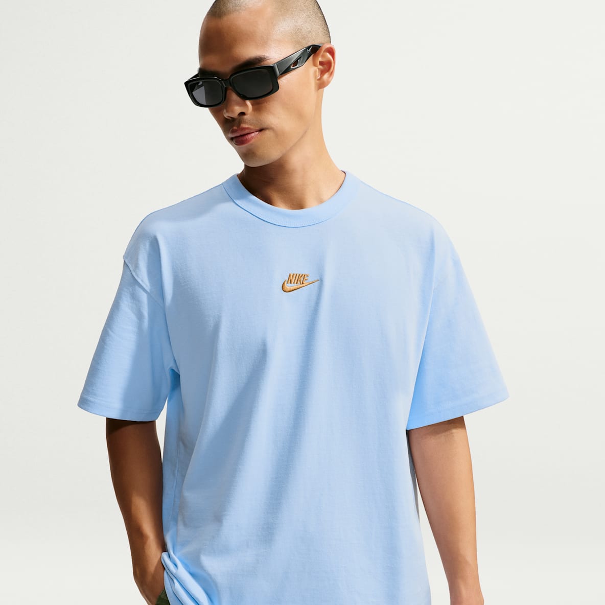 Nike Sportswear Premium Essentials T-shirt för män