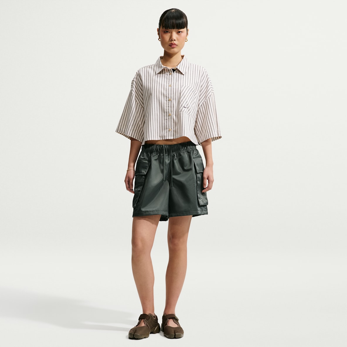 Nike Sportswear Women's Loose Mid-Rise Satin Cargo Shorts