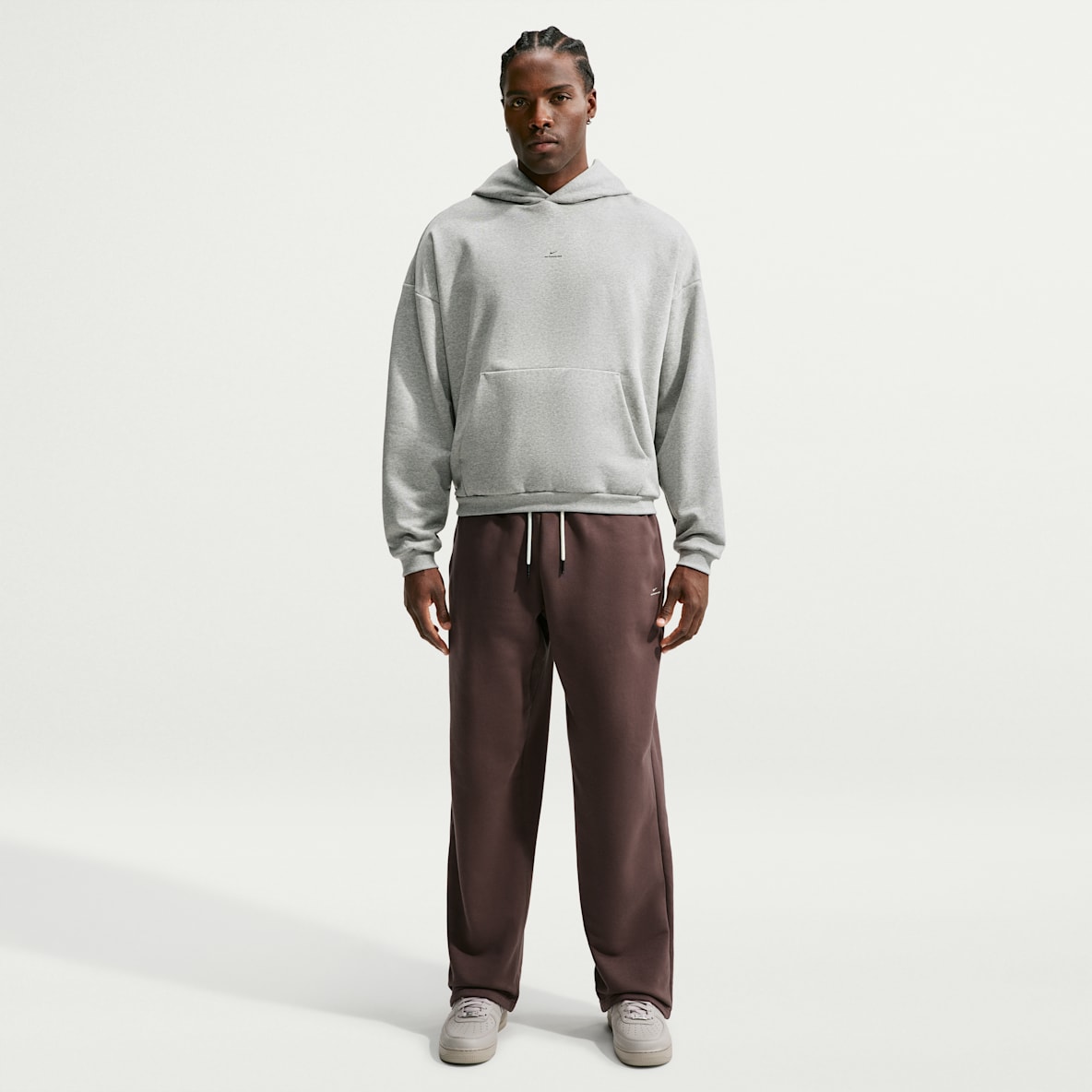 Nike Standard Issue Men's Therma-FIT Brushed Open-Hem Basketball Pants