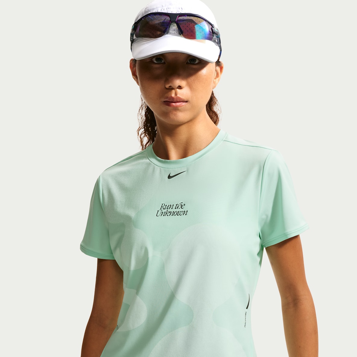 Nike Swift เสื้อวิ่งแขนสั้นผู้หญิง Dri-FIT